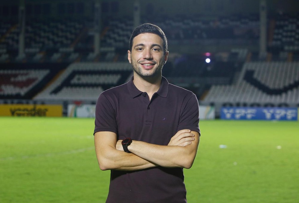 Reapresentação do elenco profissional vai depender da data da Copa do Brasil