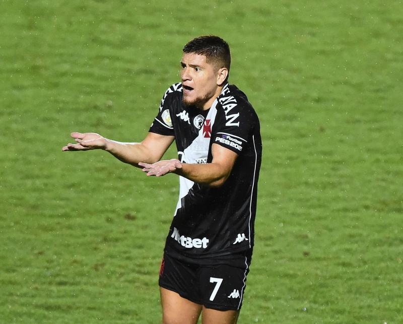 Sondado no Colo Colo, Leonardo Gil fala sobre possível transferência: ”Seria uma honra”