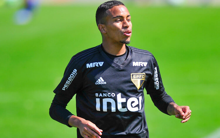 Paulinho Boia prefere seguir em São Paulo, e Vasco buscará outro jogador ou quantia extra para liberar Benítez