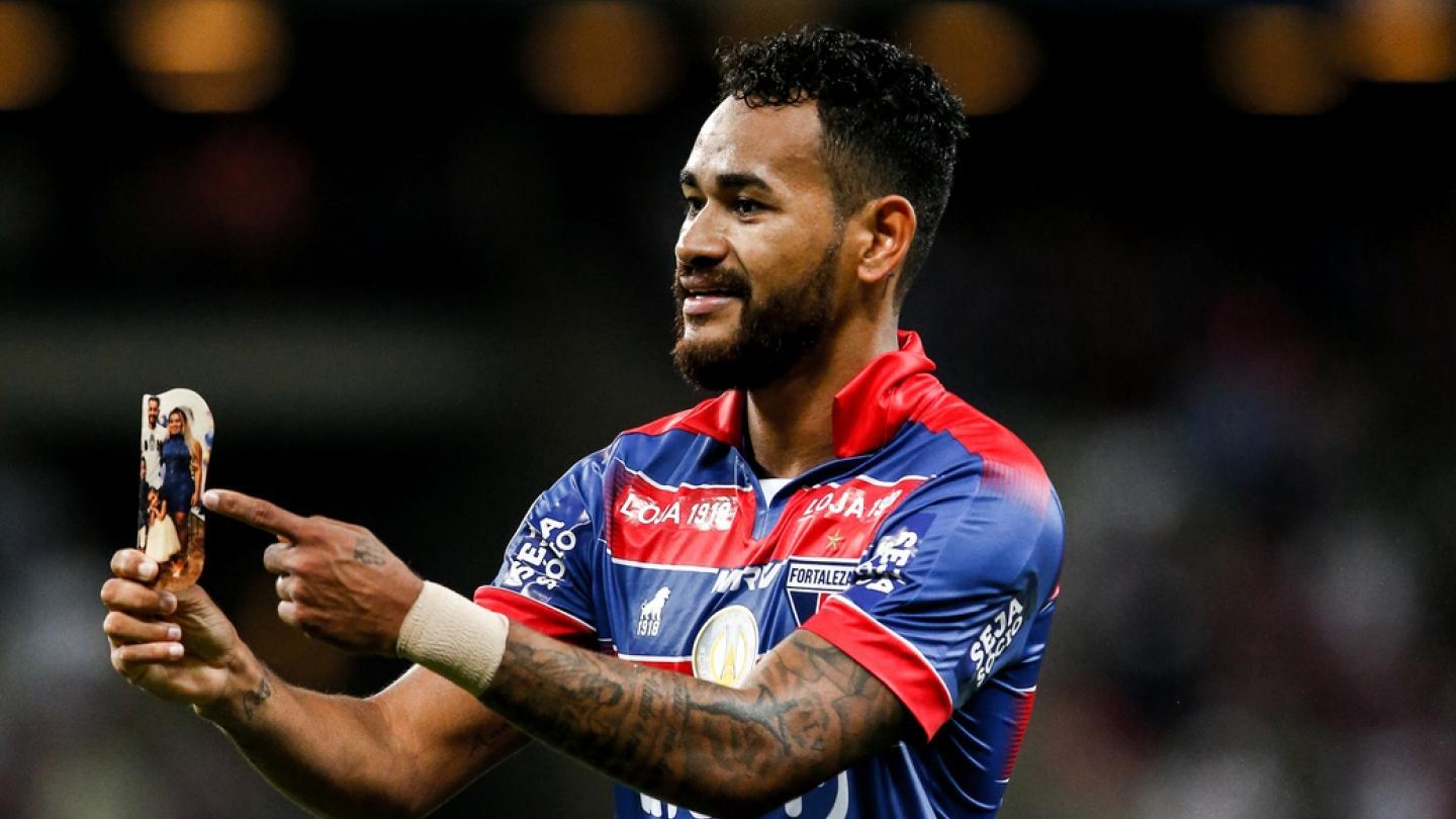 Novo xerife? Vasco pretende fazer uma proposta ao zagueiro Jackson, que estava no Fortaleza