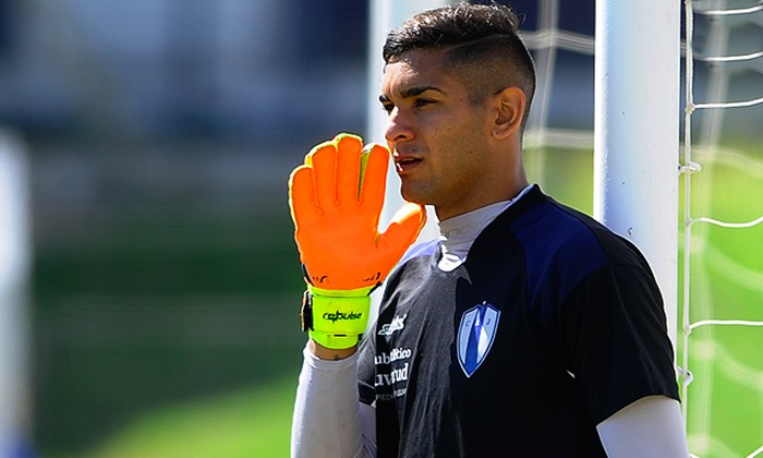 Agente de Gonzalo Falcón, fala sobre interesse do Vasco no goleiro