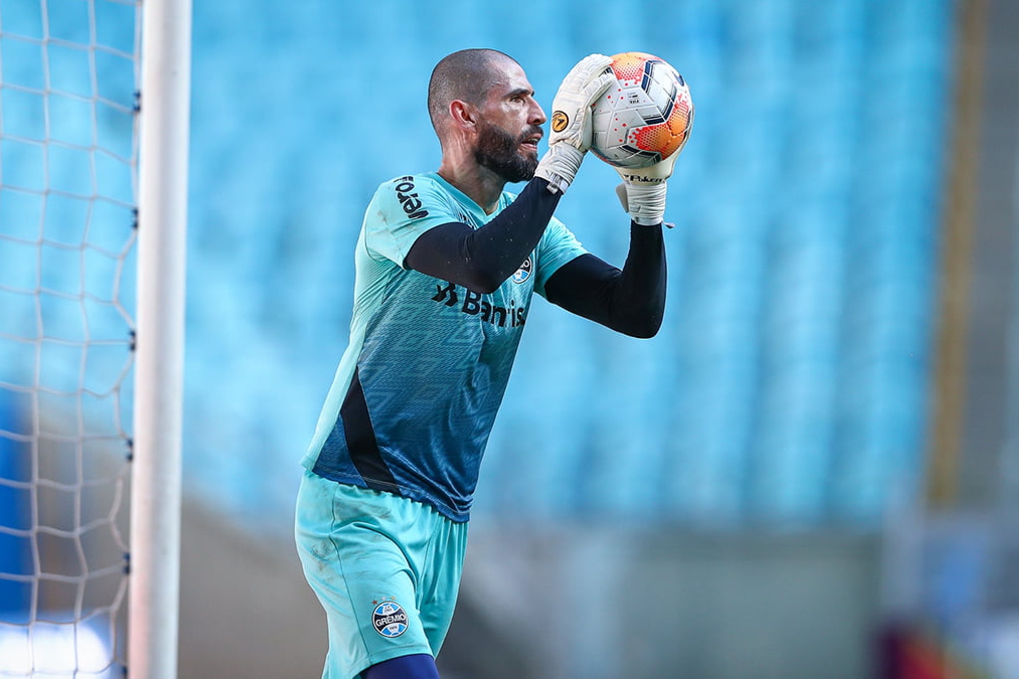 Vanderlei, goleiro do Grêmio, recusa proposta do Vasco