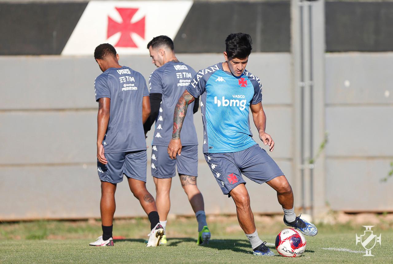 Com possível time ideal, veja a provável escalação do Vasco para o “Clássico dos Milhões”, contra o Flamengo