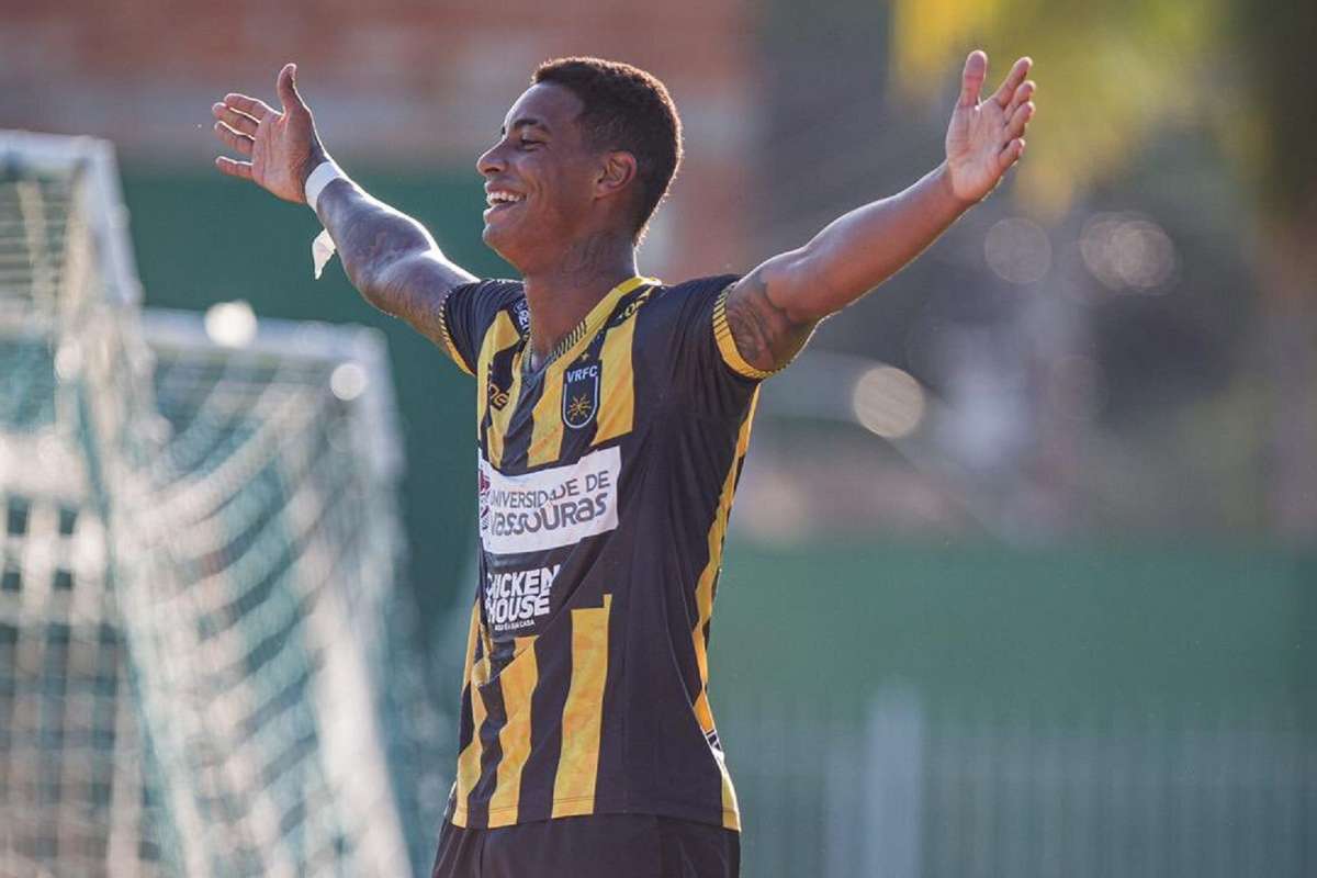 Presidente do Volta Redonda desmente acerto de Alef Manga com o Vasco