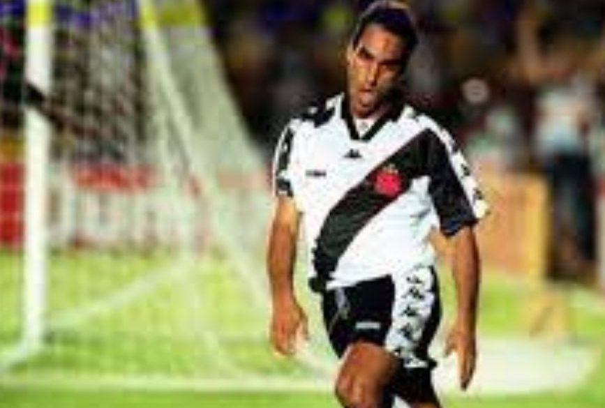 Virada de 49, Cocada, Edmundo e chocolate: relembre algumas vitórias históricas do Vasco em cima do Flamengo
