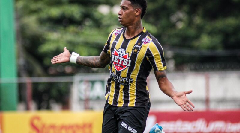 Companheiros na base, Zeca fala sobre Alef Manga: “Seria uma honra”