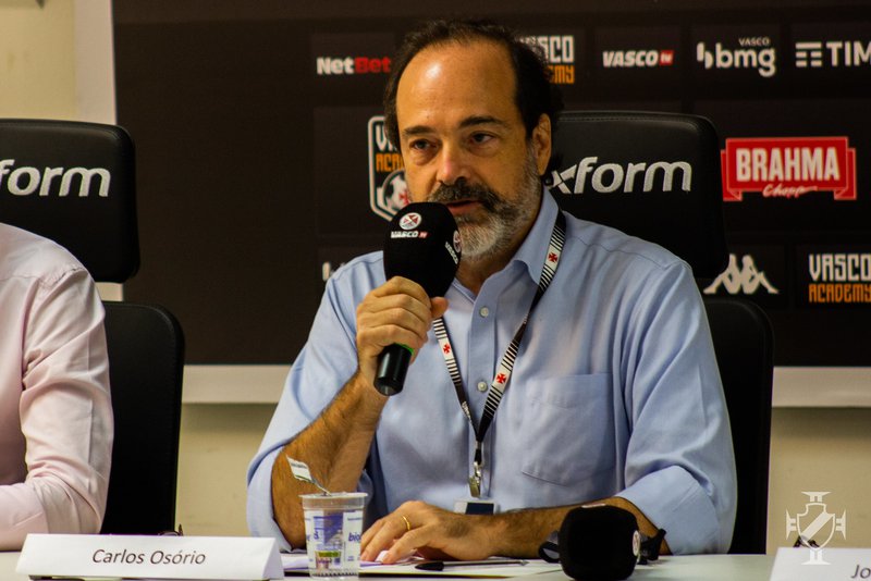 Osório sobe o tom contra FERJ por atuação no clássico contra o Flamengo: “Isso é inaceitável”