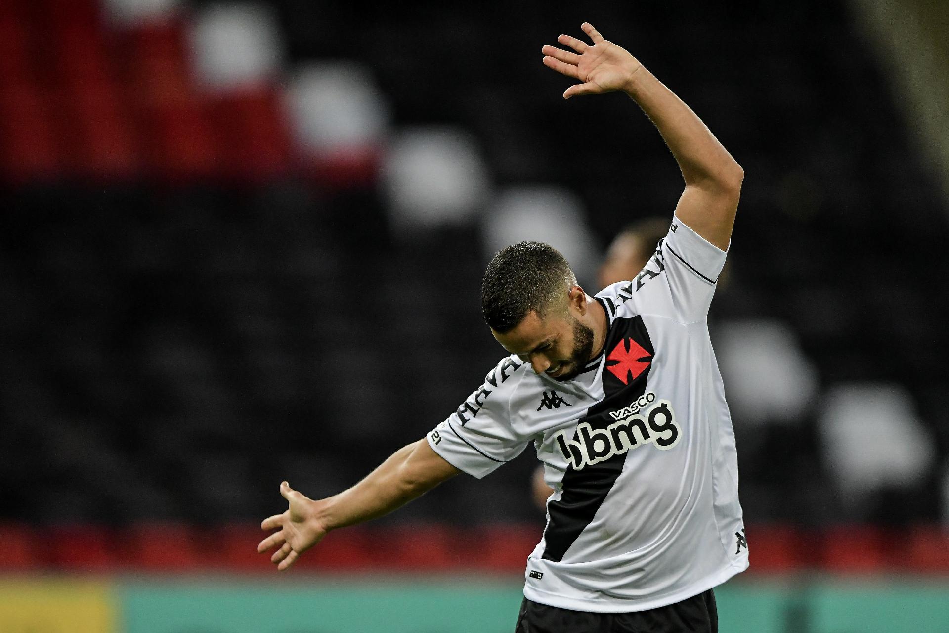 Com gol e bom desempenho, Morato já mostra sua importância no time do Vasco
