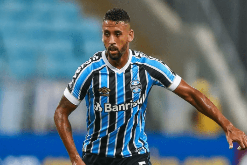 Michel fecha com o Vasco