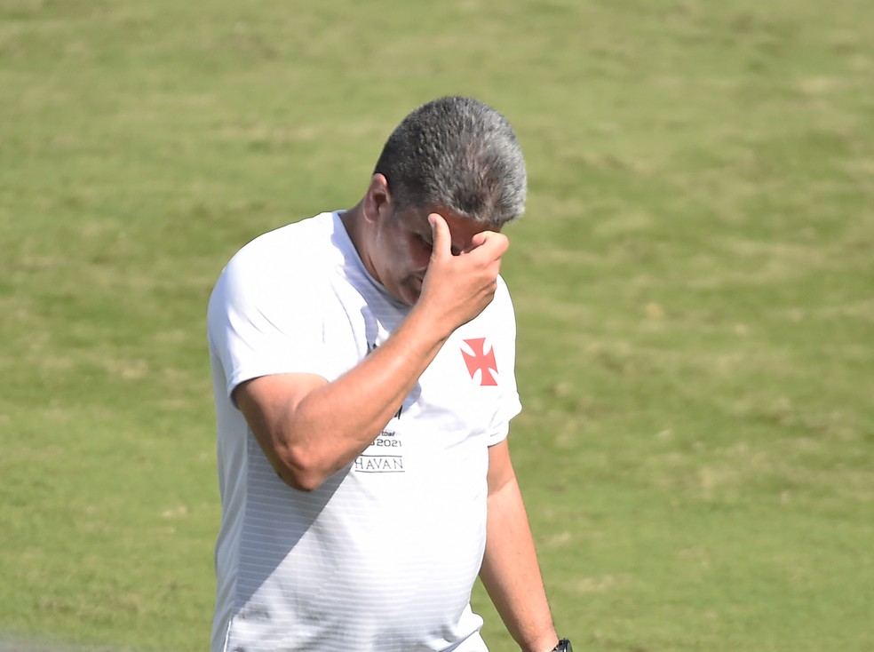 Cabo reconhece atuação desastrosa: “Peço desculpa ao torcedor”