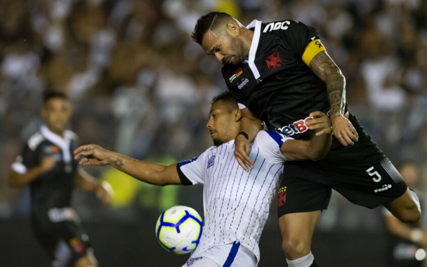 Confira o retrospecto do Vasco contra o Avaí, adversário desta quarta-feira pelo Brasileirão