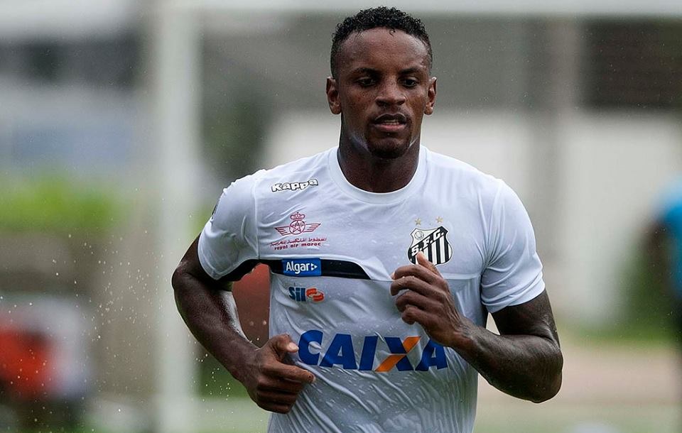 Cleber atuando pelo Santos