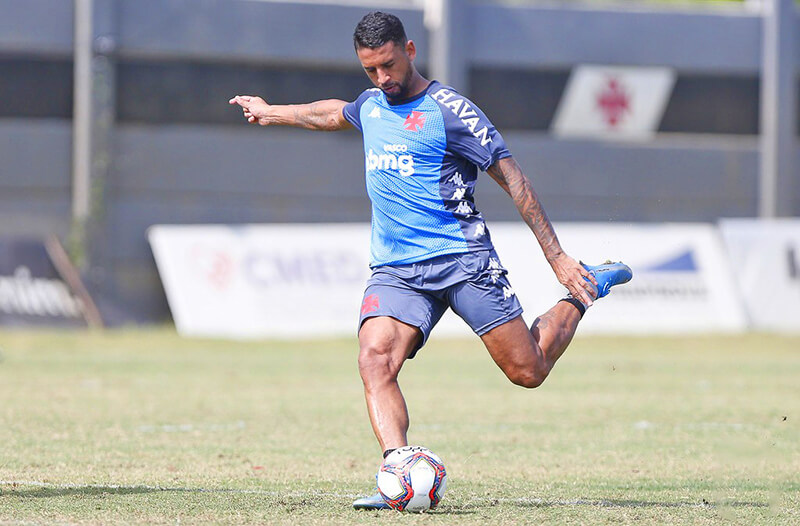 Michel estreia pelo Vasco e se diz pronto pra ajudar equipe