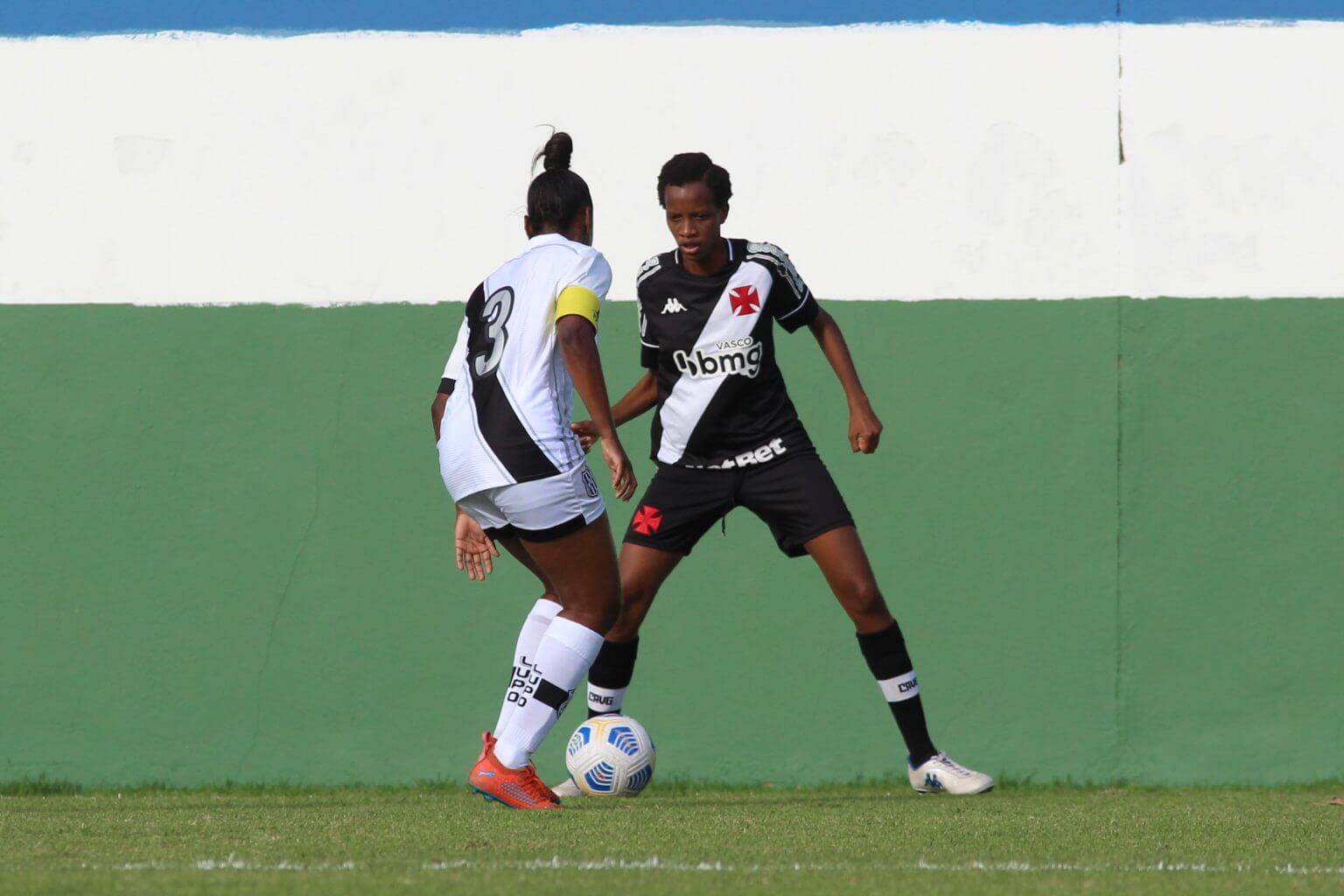 Vitória e classificação no Brasileiro Feminino