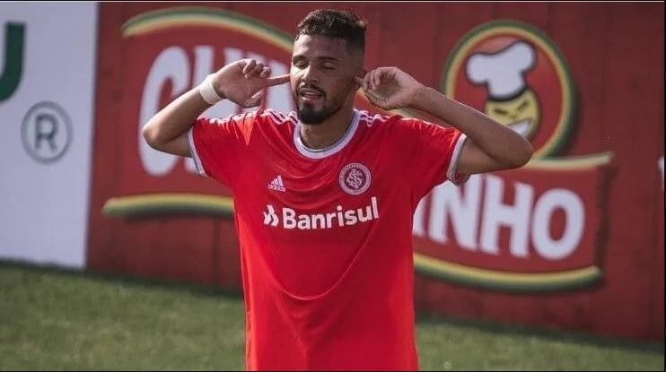 Reforço! Vasco fecha com revelação da base do Internacional para o sub-20