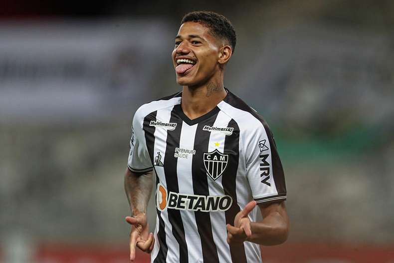 Vasco abriu mão de porcentagem por Marrony para receber valores por completo ainda em 2021