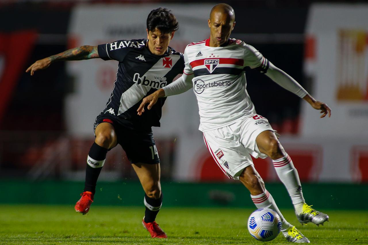 Em jogo equilibrado, Vasco perde para São Paulo no Morumbi pela Copa do Brasil