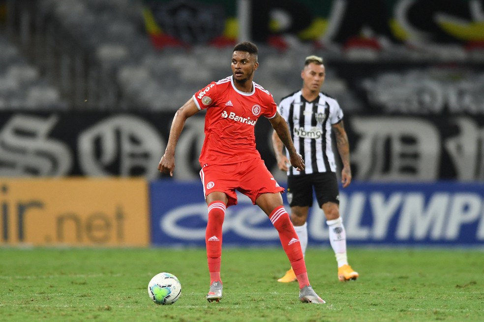 Lucas Ribeiro esteve perto de atuar no Vasco