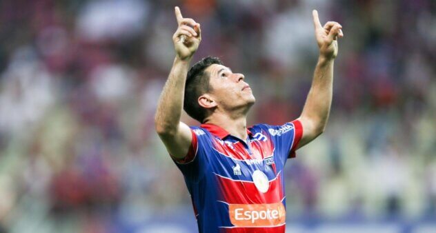 Empresário afirma que Vasco procurou Osvaldo