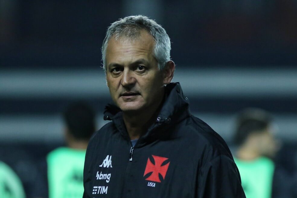 Lisca elogia o Vasco mesmo com a derrota e afirma: “Vou trabalhar demais agora com duas semanas”