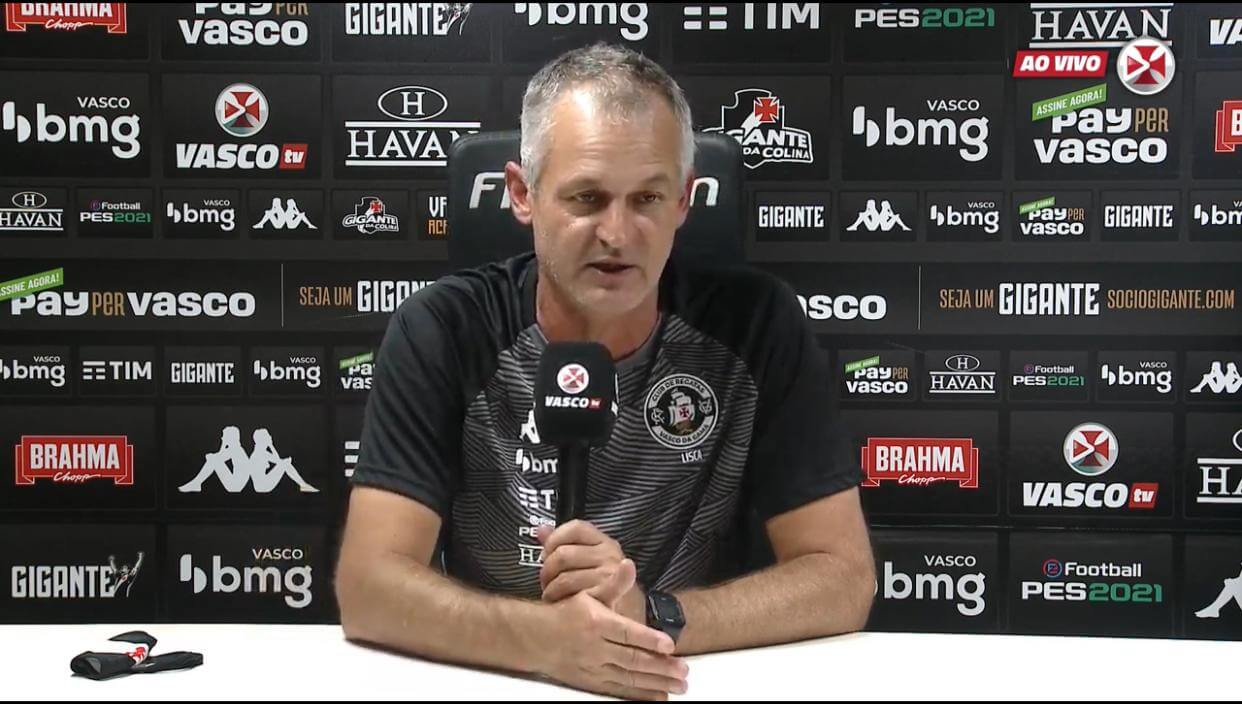 Técnico Lisca afirma após derrota para o São Paulo: “Foi o início da nossa arrancada”