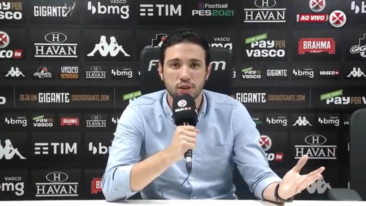 Alexandre Pássaro ironiza: “A nossa arbitragem é brilhante”