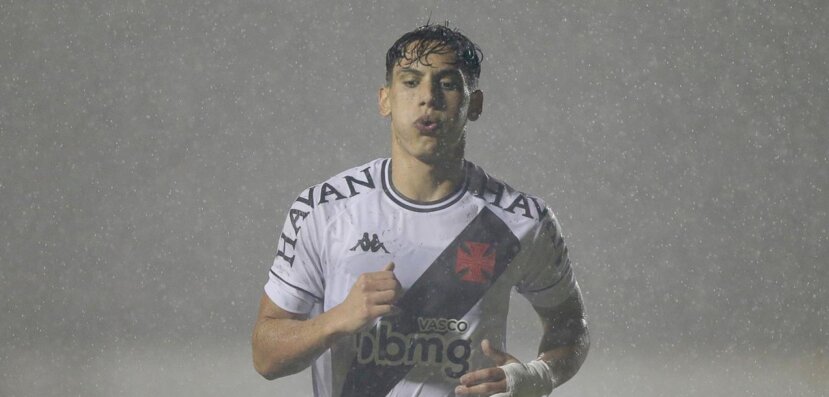 Sarrafiore testa positivo para COVID-19 e é desfalque para domingo