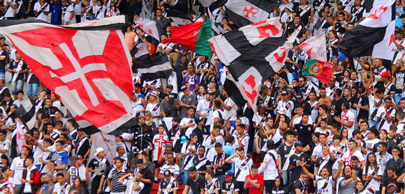 Conselho técnico da Série B confirma a volta da torcida; São Januário pode receber até mil torcedores no domingo