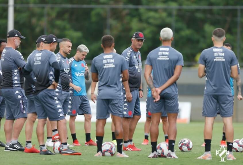 Após mais um tropeço na Série B, as chances de acesso do Vasco ficaram em menos de 10%