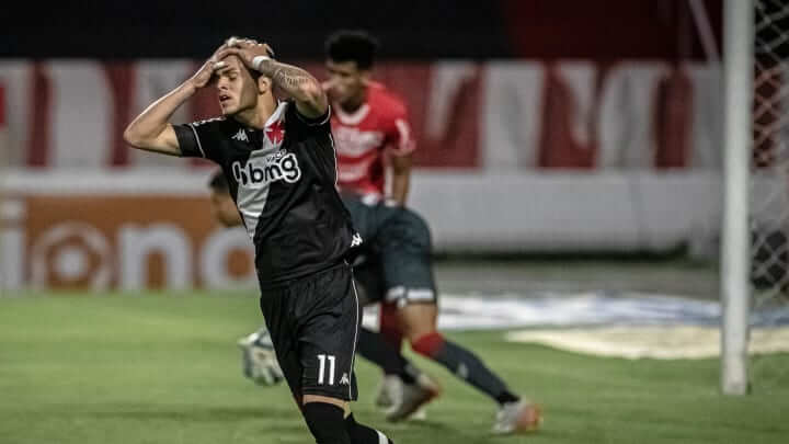 Matemático calcula que o Vasco terá que ganhar pelo menos mais 9 jogos