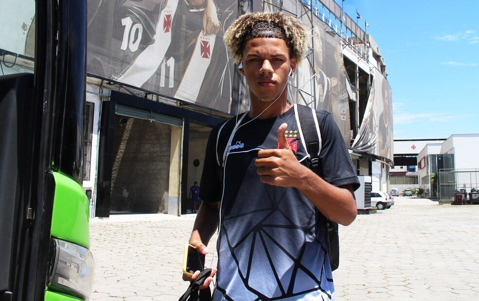 Nathan quando atuava pelo Vasco