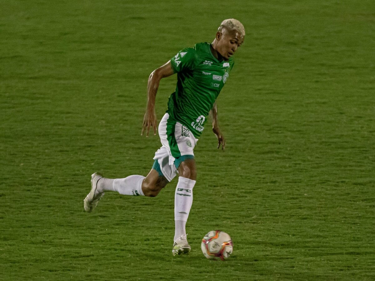 Walber já pode jogar pelo Vasco