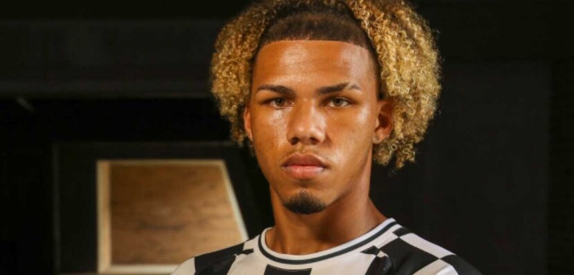 Vasco vai à FIFA para receber dinheiro de venda de Nathan, talento da base