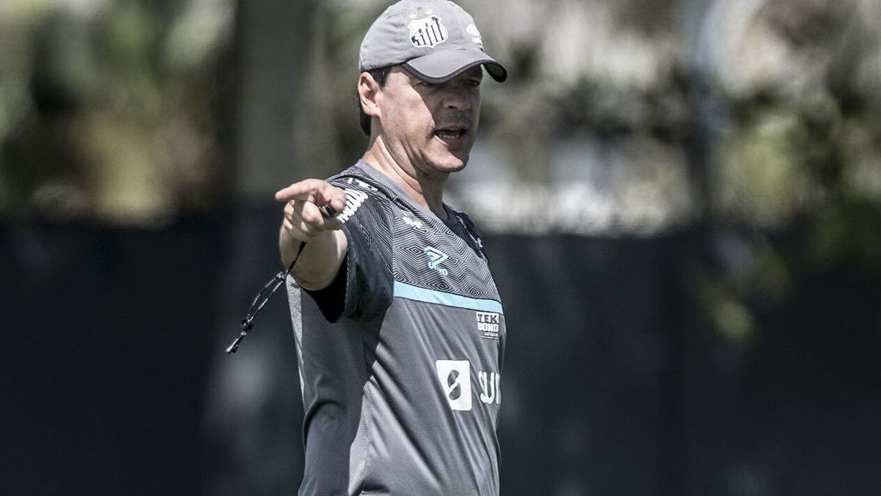 Fernando Diniz chega ao Vasco buscando melhorar seu desempenho na Série B