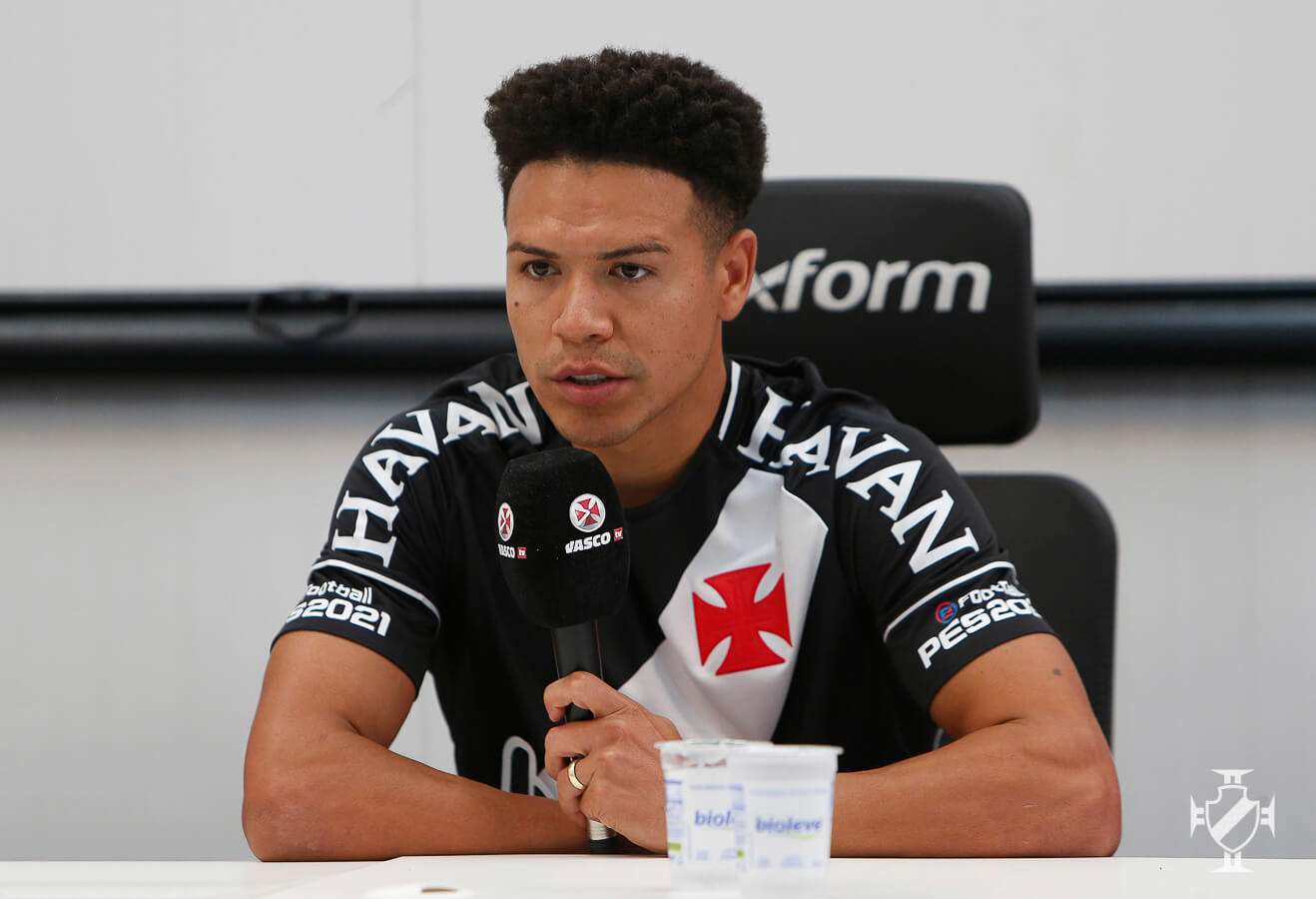 Marquinhos Gabriel elogia Fernando Diniz: “Me deu muita confiança”