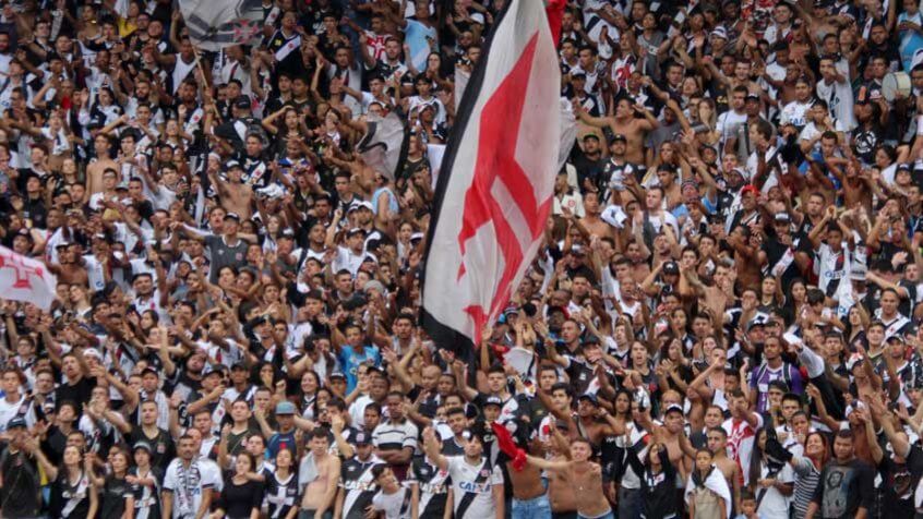 Vasco solicita torcida visitante à CBF até o fim do Brasileirão e já terá torcedores contra o Náutico