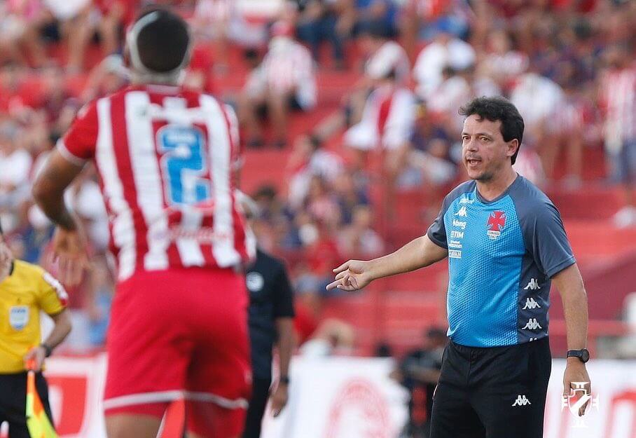 Vasco sai na frente, mas cede o empate para o Náutico