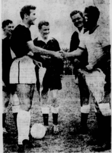 Bellini e o capitão do Aachen (Foto: Correio da Manhã)