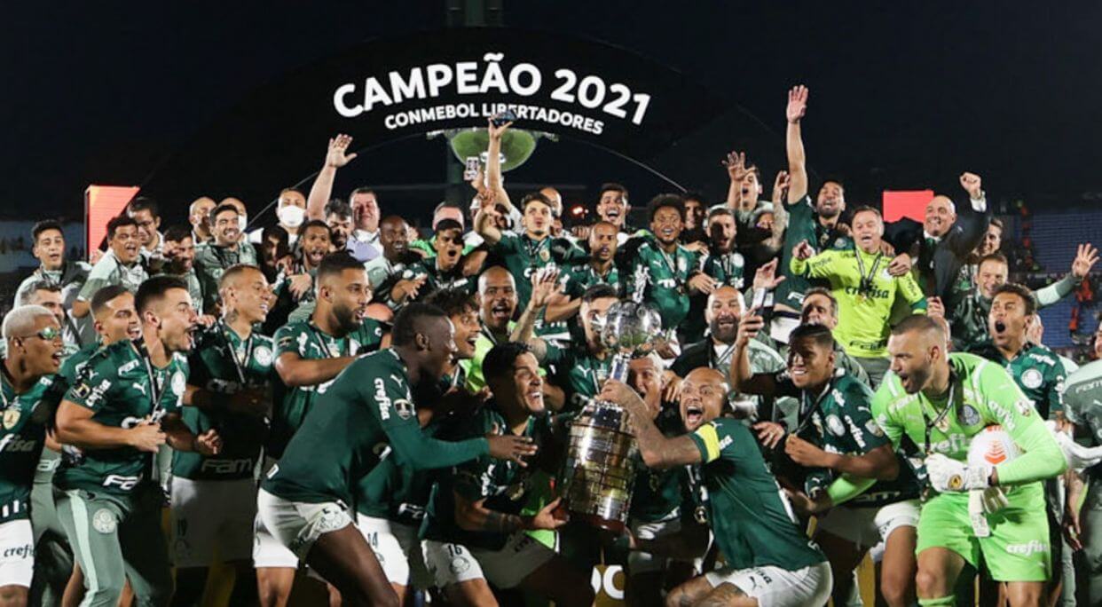 Palmeiras supera Vasco em títulos internacionais
