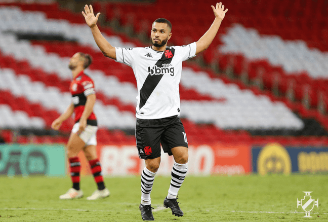 Veja quais jogadores devem fazer suas últimas partidas com a camisa do Vasco