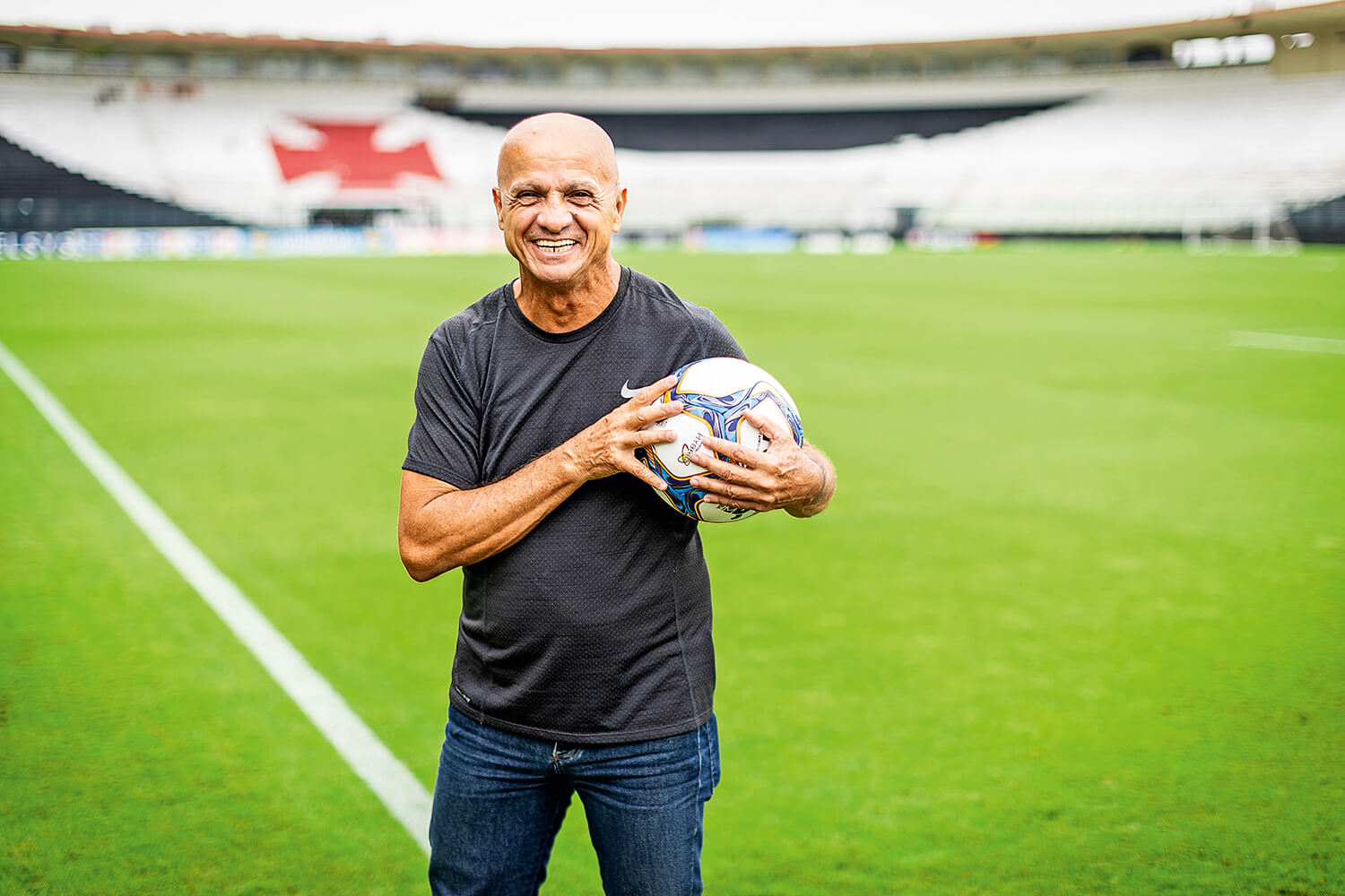 Dé Aranha: “Marcelo Cabo, meu amigo, foi você quem montou essa porcaria de elenco. O time é uma bos**”