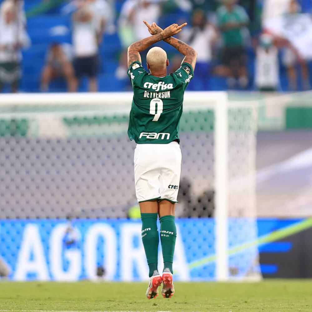Deyverson comemora gol do título do Palmeiras