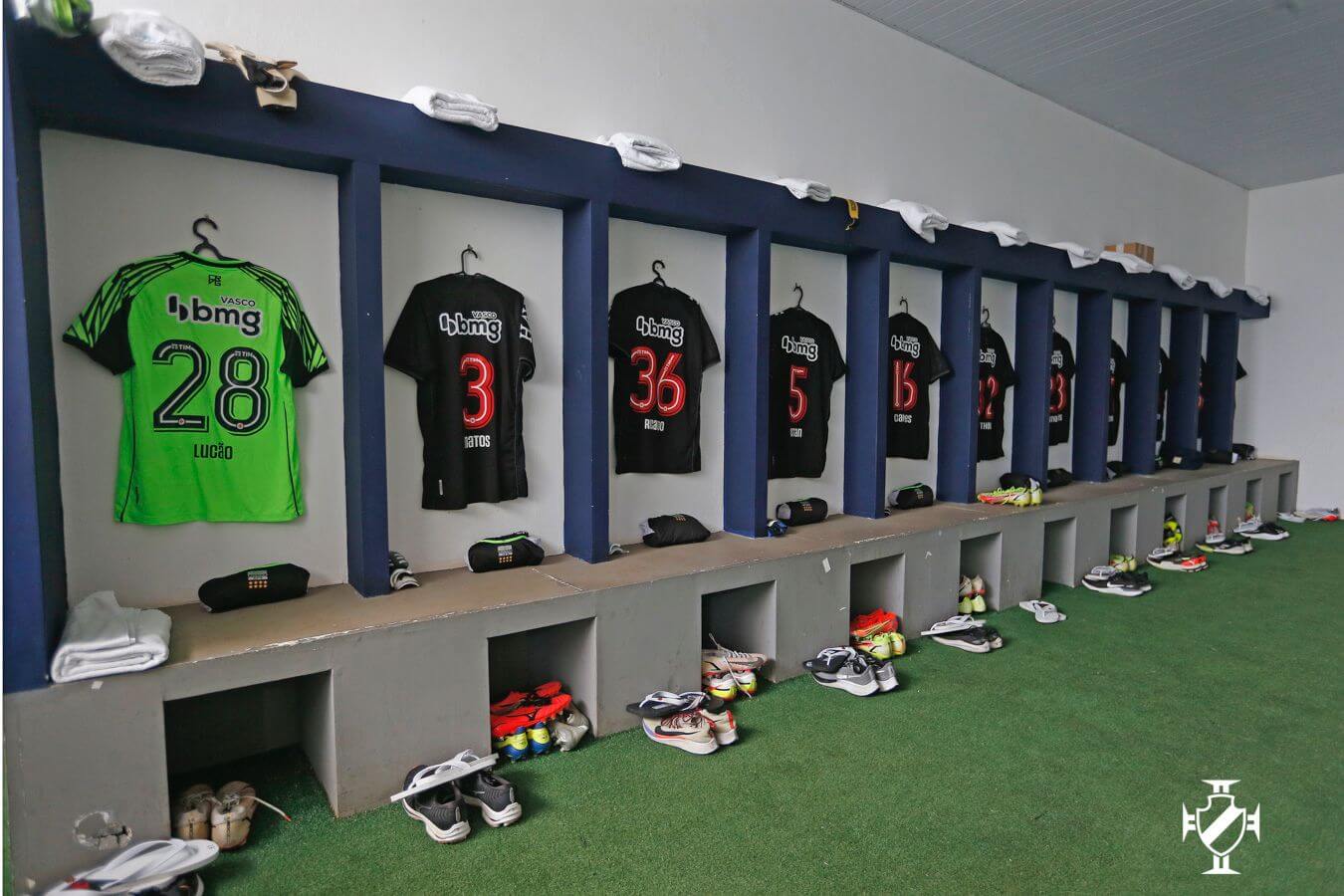 Vergonha para fechar a temporada: Vasco perde para o Londrina