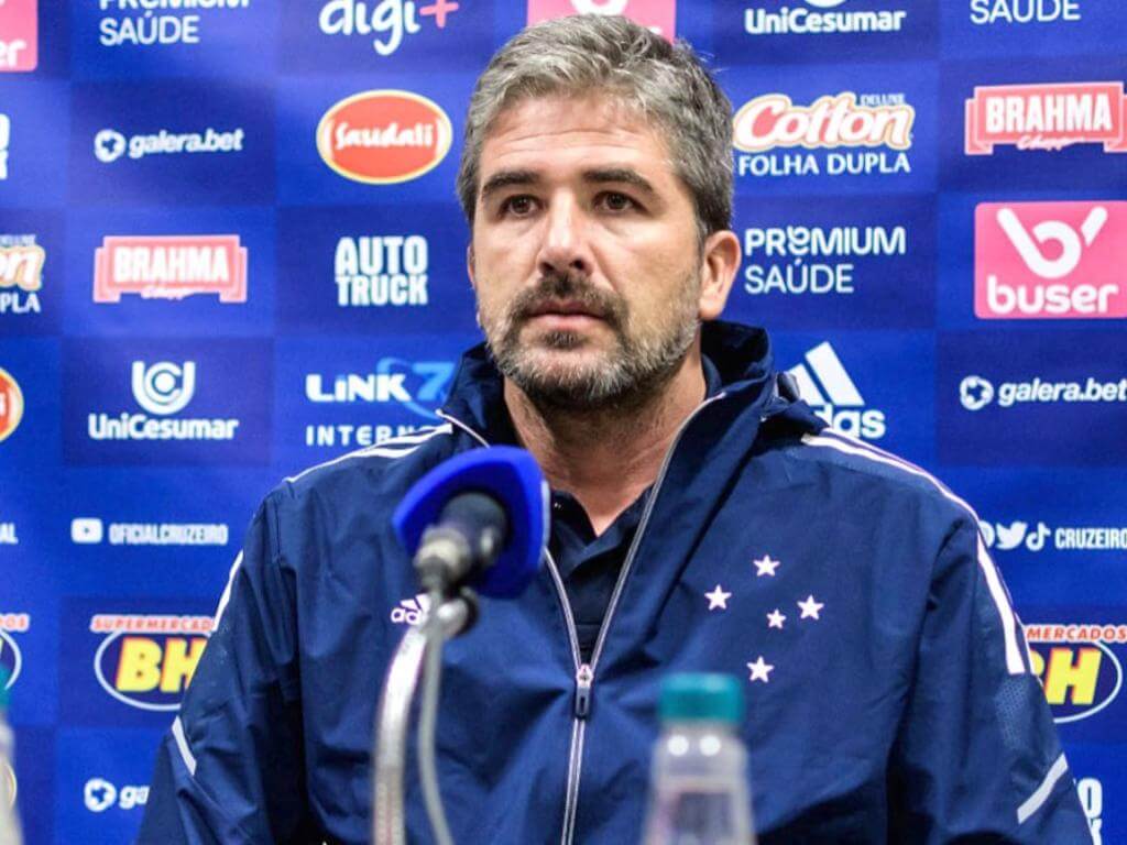 Rodrigo Pastana, ex-diretor do Cruzeiro, diz que não foi procurado pelo Vasco