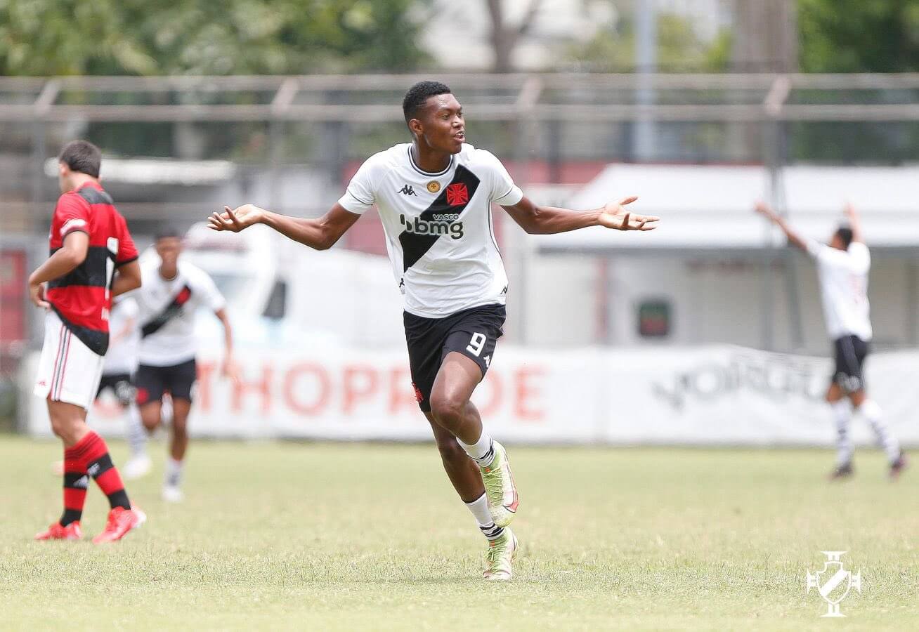 Vasco vence o Flamengo por 3x0 e está na final do Carioca Sub-17