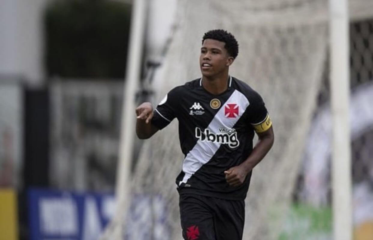 Conheça as promessas da base do Vasco para 2022