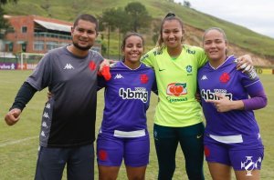 Em amistoso com a Seleção Brasileira Feminina, Vasco perde por 2 x 0