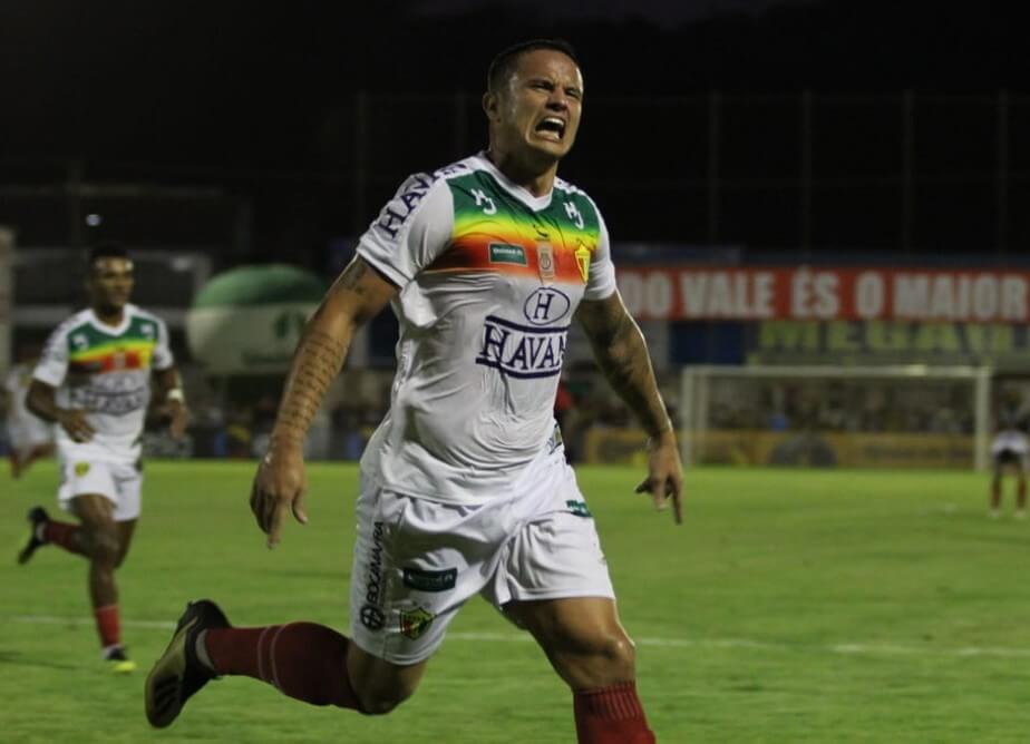 No radar do Vasco, atacante Edu já tem seu time definido para 2022