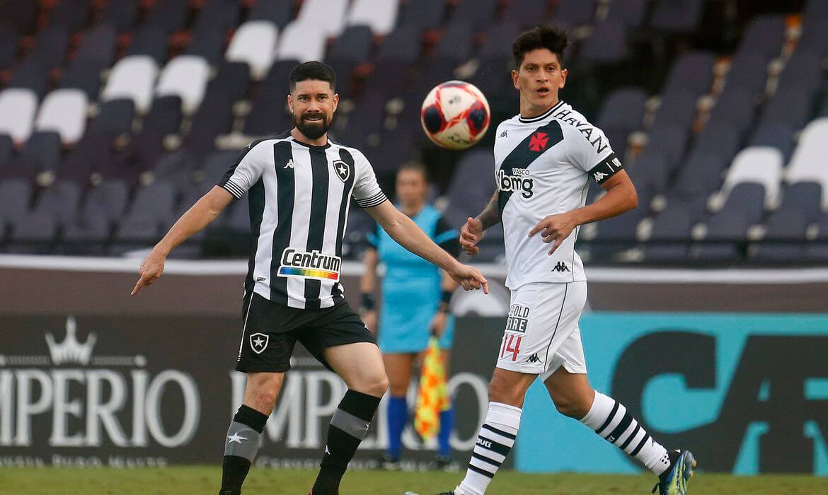 TV Globo economiza quantia milionária ao transmitir jogos do Vasco na Série B