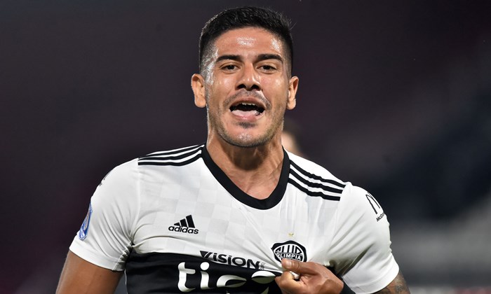 Vasco precisa melhorar proposta se quiser contar com atacante paraguaio Jorge Recalde